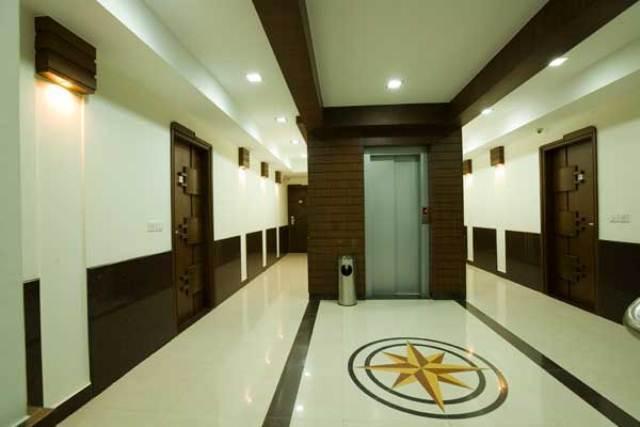 The Nines Business Hotel Бангалор Интерьер фото